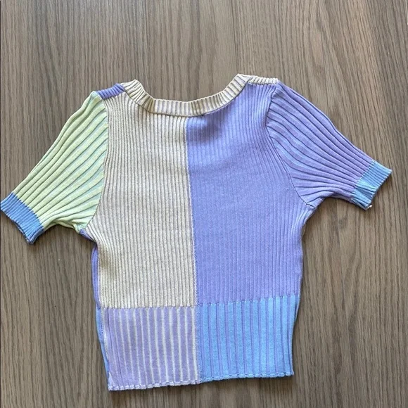 Colorblock Ribbed Knit Top - Picture 3 of 5